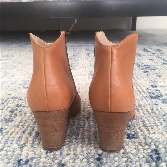 Club Monaco cognac leather Brooklyn booties boots - Picture 8 of 9